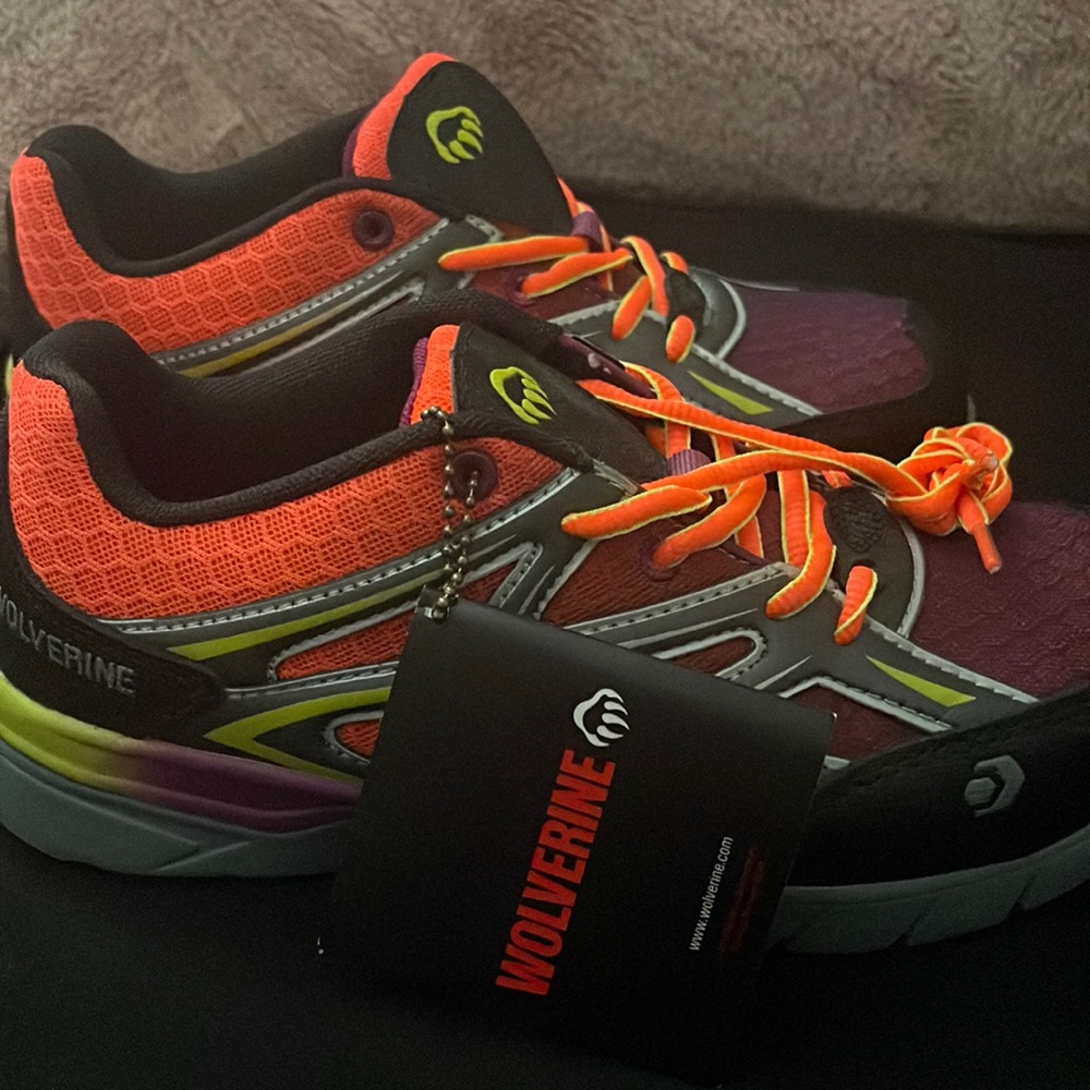 Wolverine work shoes for women